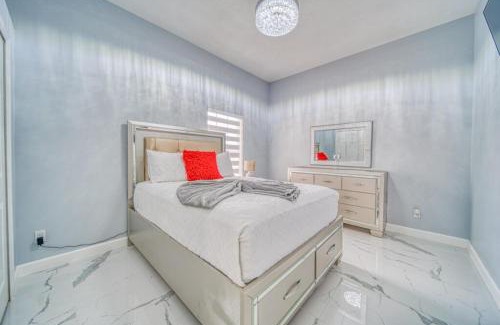 Fort Myers Casa | The Salty Stay - Heated Pool