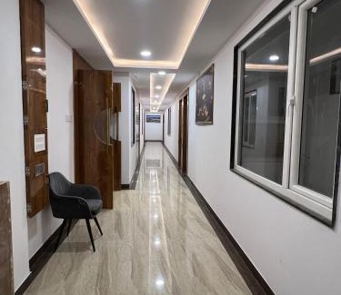Khalilabad Hotel | The Samrat palace