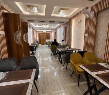 Khalilabad Hotel | The Samrat palace