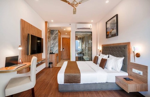 Kasauli Hotel | The Sanawar Heights Kasauli
