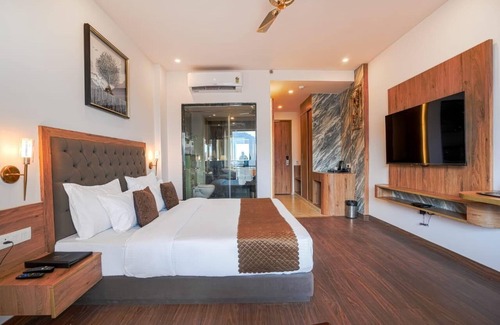 Kasauli Hotel | The Sanawar Heights Kasauli