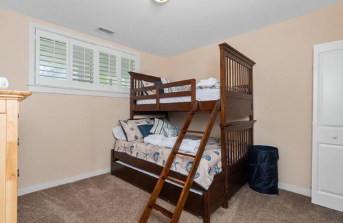 Sandbridge Hotel | The Sanctuary - Back Bay Breezes 232B