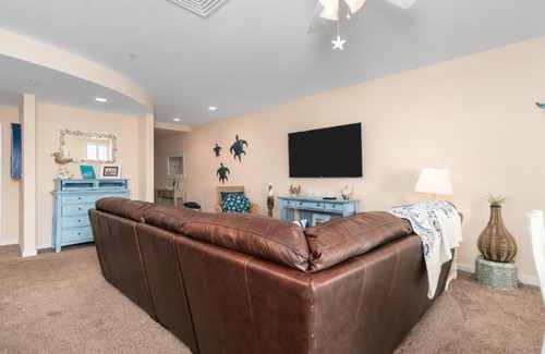 Sandbridge Hotel | The Sanctuary - Back Bay Breezes 232B