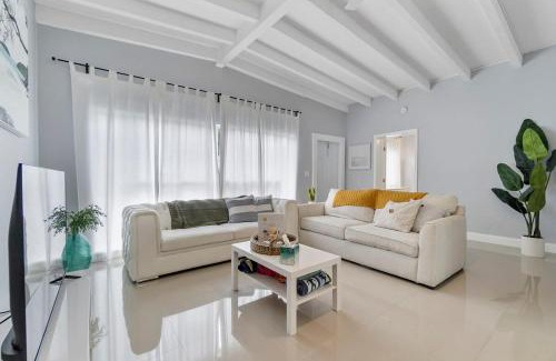Dolphin Isles Apartamento | The Sandbar Walk To Beach Comfy Beds Firepit Pool