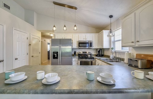 Panama City Beach Casa | The Sandbox by Book That Condo