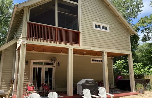 Miller Beach Otro | The Sandcastle, Hot Tub Open Year Around, Fire Pit, Walk to the Beach
