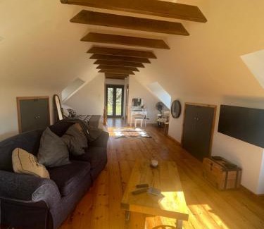 Saint-Dizier-les-Domaines Casa | The Sans Souci Estate - The Chalet Studio Apartment, Adults Only