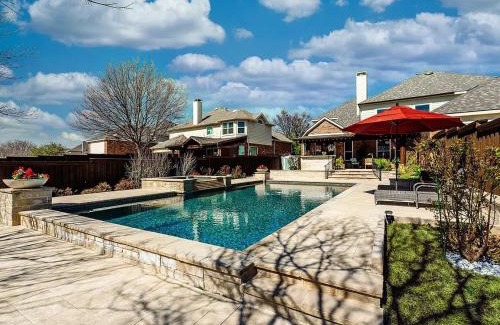 Allen Casa | The Sapphire Sanctuary with Pool
