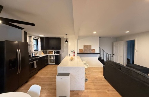 Pittsburgh Casa | The Sausalito of Upper Aspinwall
