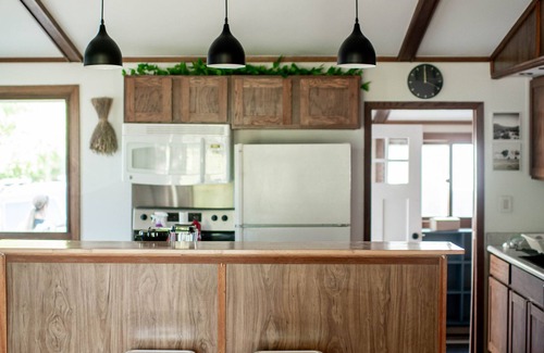Sawyer Casa | The Sawyer House-- Entire Home in the Heart of Sawyer