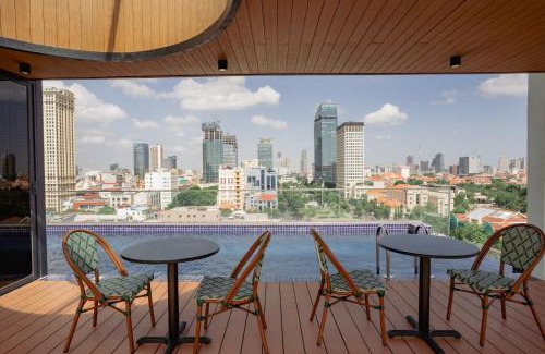 Daun Penh Hotel | The Scenic Hotel