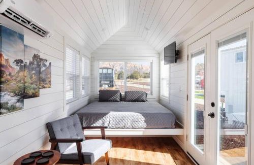 Apple Valley Casa | The Scenic Route