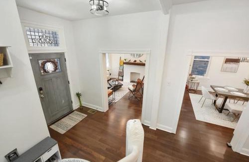 East Liberty Casa | The Schenley Room on Beatty