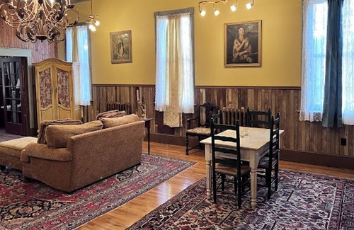 Franklin Springs Cabaña | The Schoolhouse at Blueberry Brook