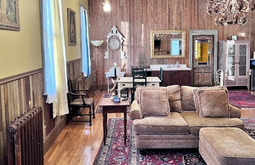 Franklin Springs Cabaña | The Schoolhouse at Blueberry Brook