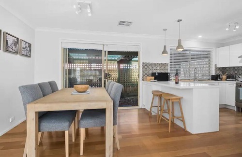 Moss Vale Casa | The Scotty House - EV and pet friendly