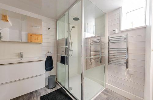 Marsden Casa | The Scullery - a quirky annex with wood fire