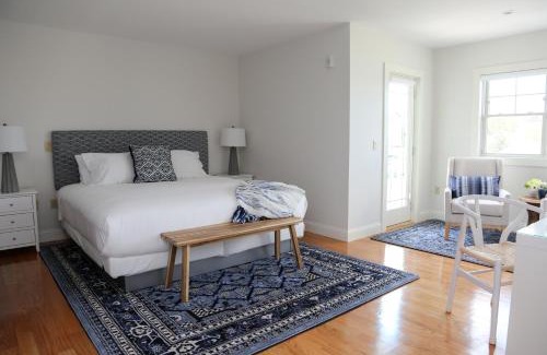 Newport East Hotel | The Sea Breeze Inn