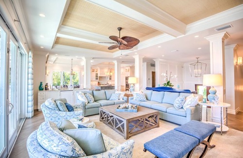 Coury Casa | The Sea Glass House | 4 Bed, 4.5 Bath