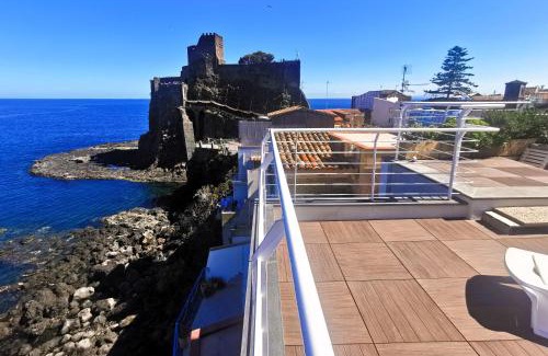 Aci Castello Casa | The sea you can feel