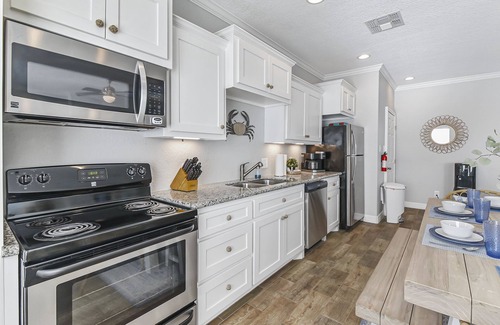 Matagorda Casa | THE SEAESTA SHACK-COLORADO RIVER-LIGHTED FISHING PIER-STARLINK WIFI-SLEEPS 9