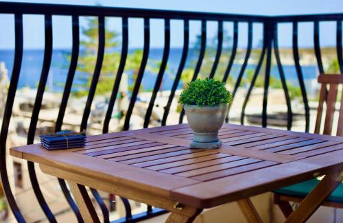 San Tumas Apartamento | The Sealife Malta 2 BR Seaview Condo Marsaskala