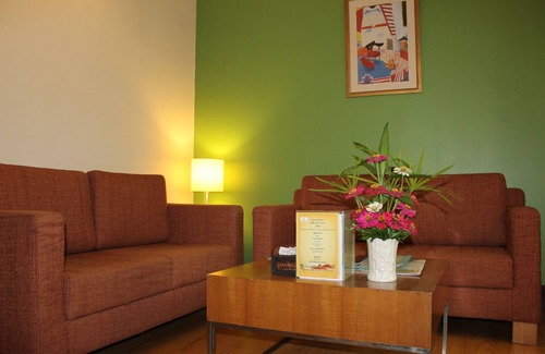 Ramkhamhaeng Hotel | The Seasons Bangkok Huamark