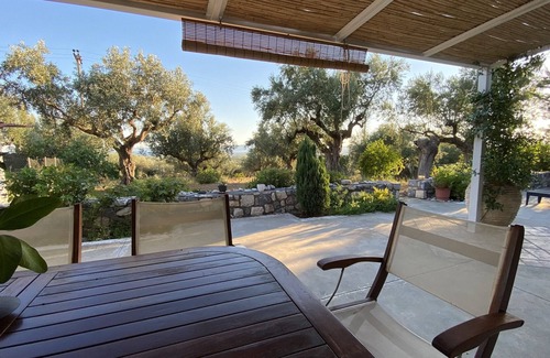 Katsaraiika Villa | Villa Georgia Kalamata