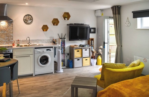 Littlestone-on-Sea Cabaña | The Secret Luxury Apartment