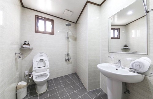 Seogwipo City Hotel | The Seri Resort