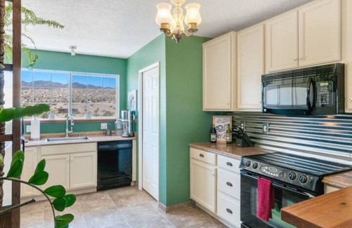 Twentynine Palms Casa | THE SEVEN CHAKRAS RETREAT