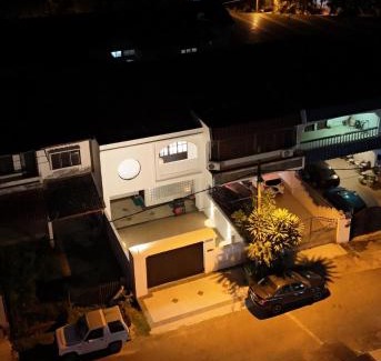 Taman Johor Jaya Casa | The Seven Room, Near Tebrau and Mount Austin