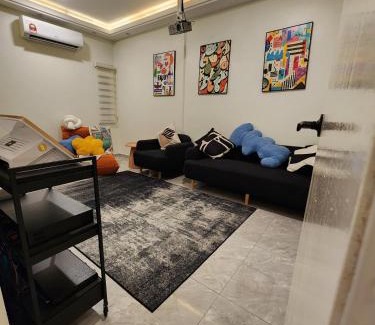 Taman Johor Jaya Casa | The Seven Room, Near Tebrau and Mount Austin