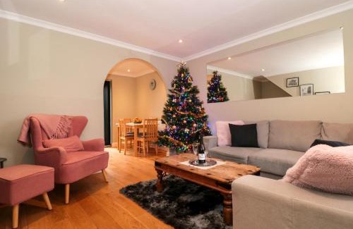 Bourton Casa | The Seventeen