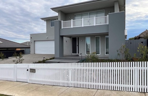 St Leonards Casa | The Shack - gorgeous beach side getaway