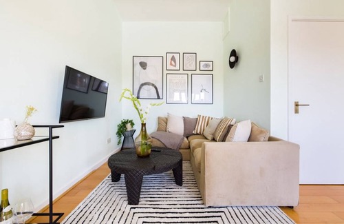 Wapping Casa | The Shadwell Secret - Contemporary 4BDR House