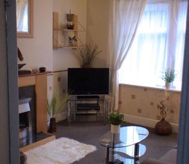 Prestatyn Apartamento | The Shady Corner, Flat 2, 16 Sandy Lane