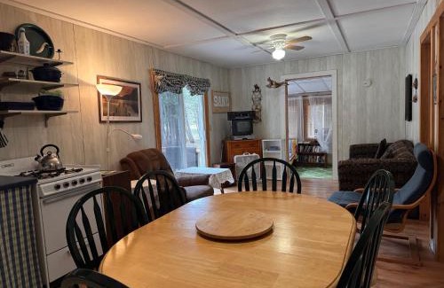 North Algona Wilberforce Otro | The Shady Pine at New Frontiers Retreat