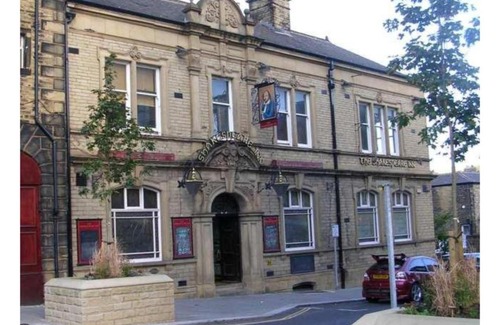 Halifax Cama Y Desayuno | The Shakespeare Deluxe Hotel and Caribbean Restaurant Halifax