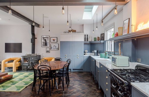 Cathedrals Casa | The Shard-view Shindig - Borough - by Frankie Says