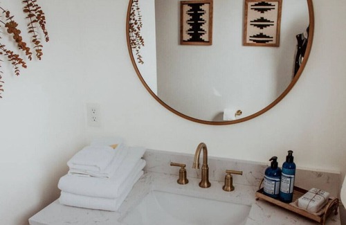 Klamath Falls Casa | The Shasta Cottage at The Rossetto Ranch