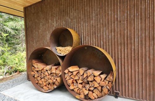 Madeira Park Casa | The Shed at Moon Dance