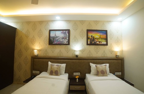 Bhopal Hotel | The Sheesham Tree