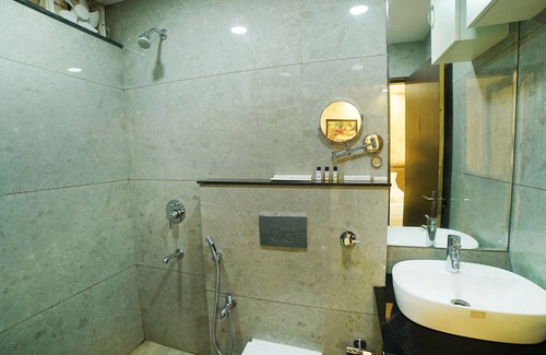 Bhopal Hotel | The Sheesham Tree