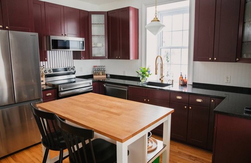 Rideau Lakes Casa | The Sheldon Manor & Vineyard