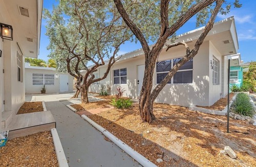 North Beach Apartamento | The Shell on Walnut Studio With Bath Hollywood Beach Free Parking