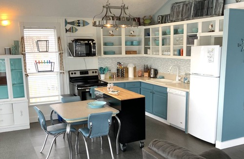 Jamaica Beach Casa | The Shell Shack - A Waterfront Retreat! Corner Canal Home w Quick Beach Access