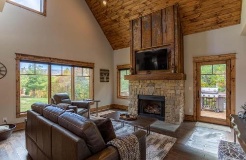 Elk Park Casa | The Sheltered Elk at Eagles Nest