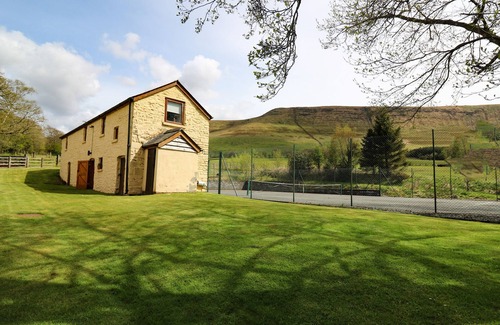 Brecon Cabaña | THE SHEPHERD'S BOTHY ON BLAENBRYNICH FARM in Sennybridge