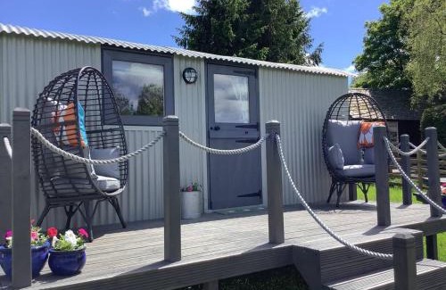 Corwen Casa | The Shepherds Hut at Hafoty Boeth